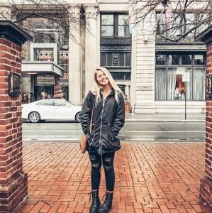 Meet your Posher, Bailey